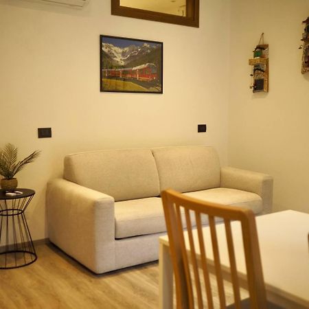 Casa Armida Apartment ตีราโน ภายนอก รูปภาพ